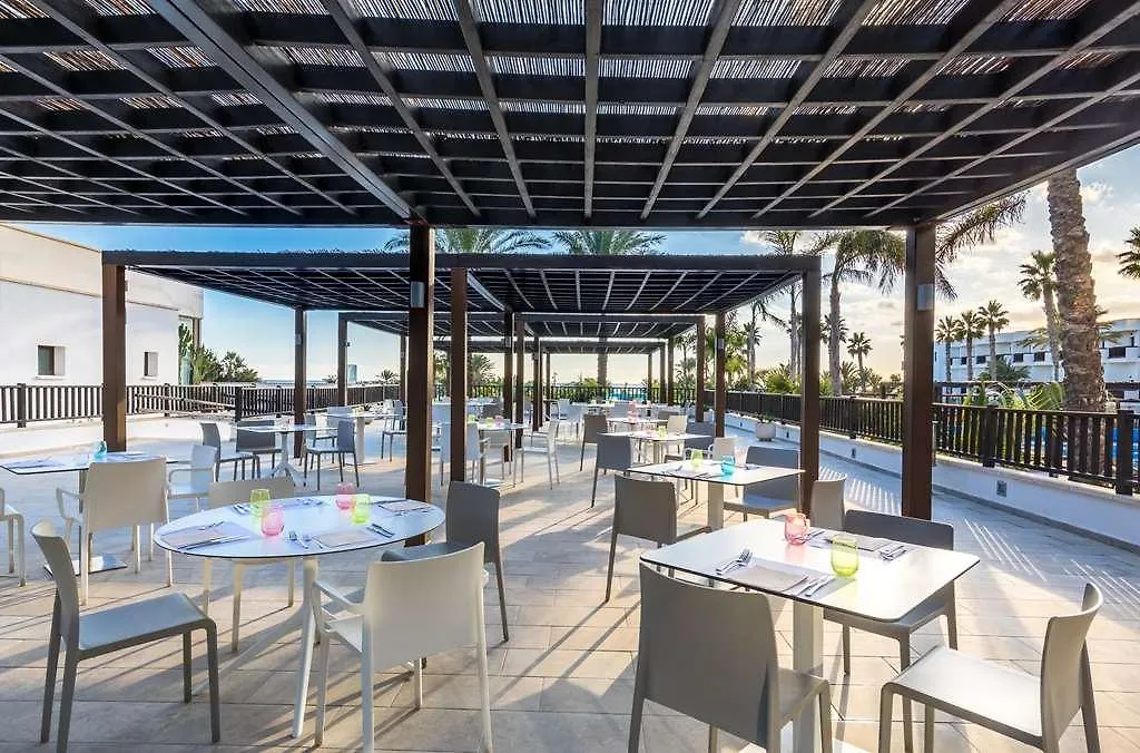 Отель Barcelo Cabo De Gata Ретамар